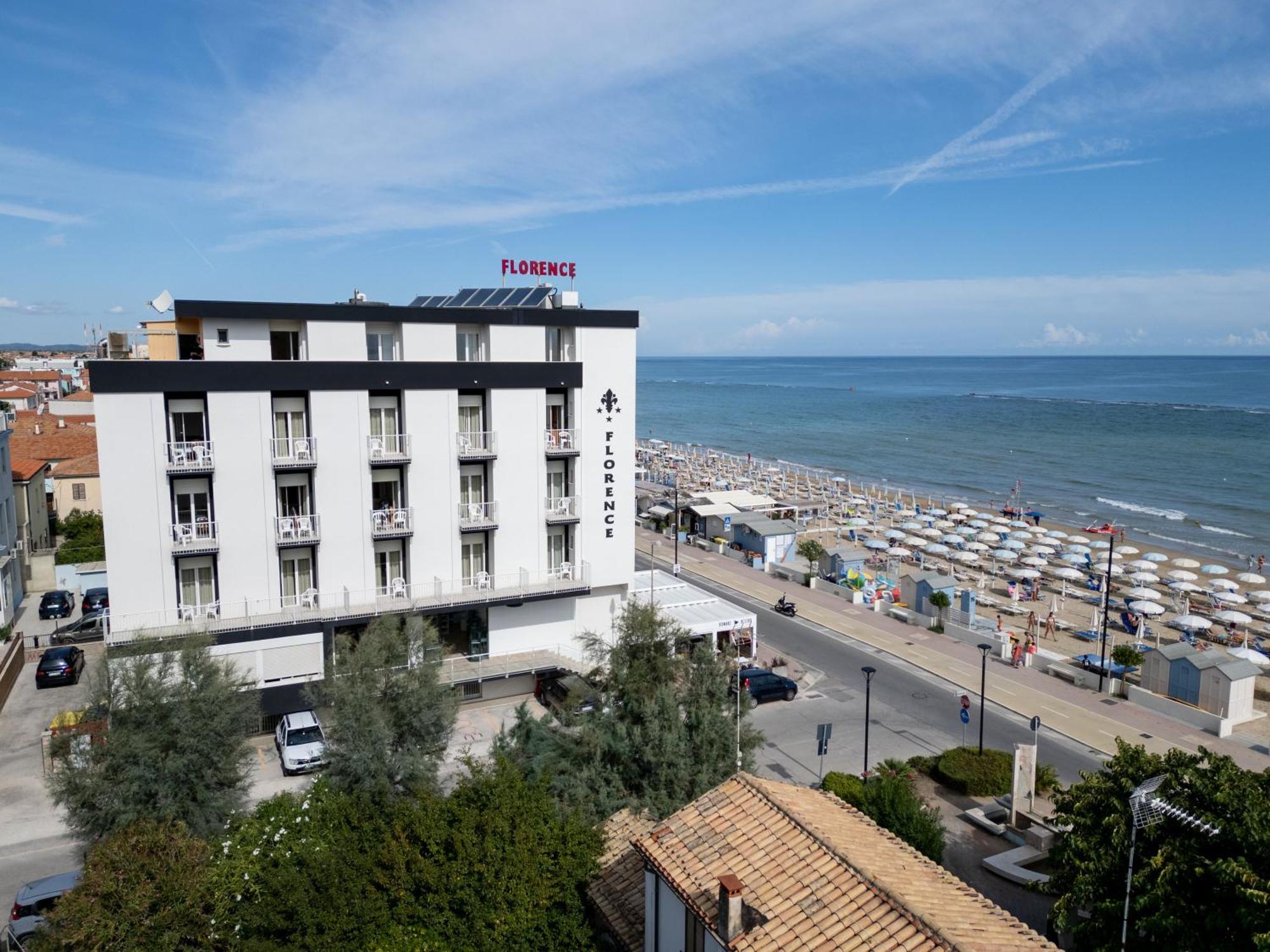 Hotel Florence Marotta Eksteriør billede