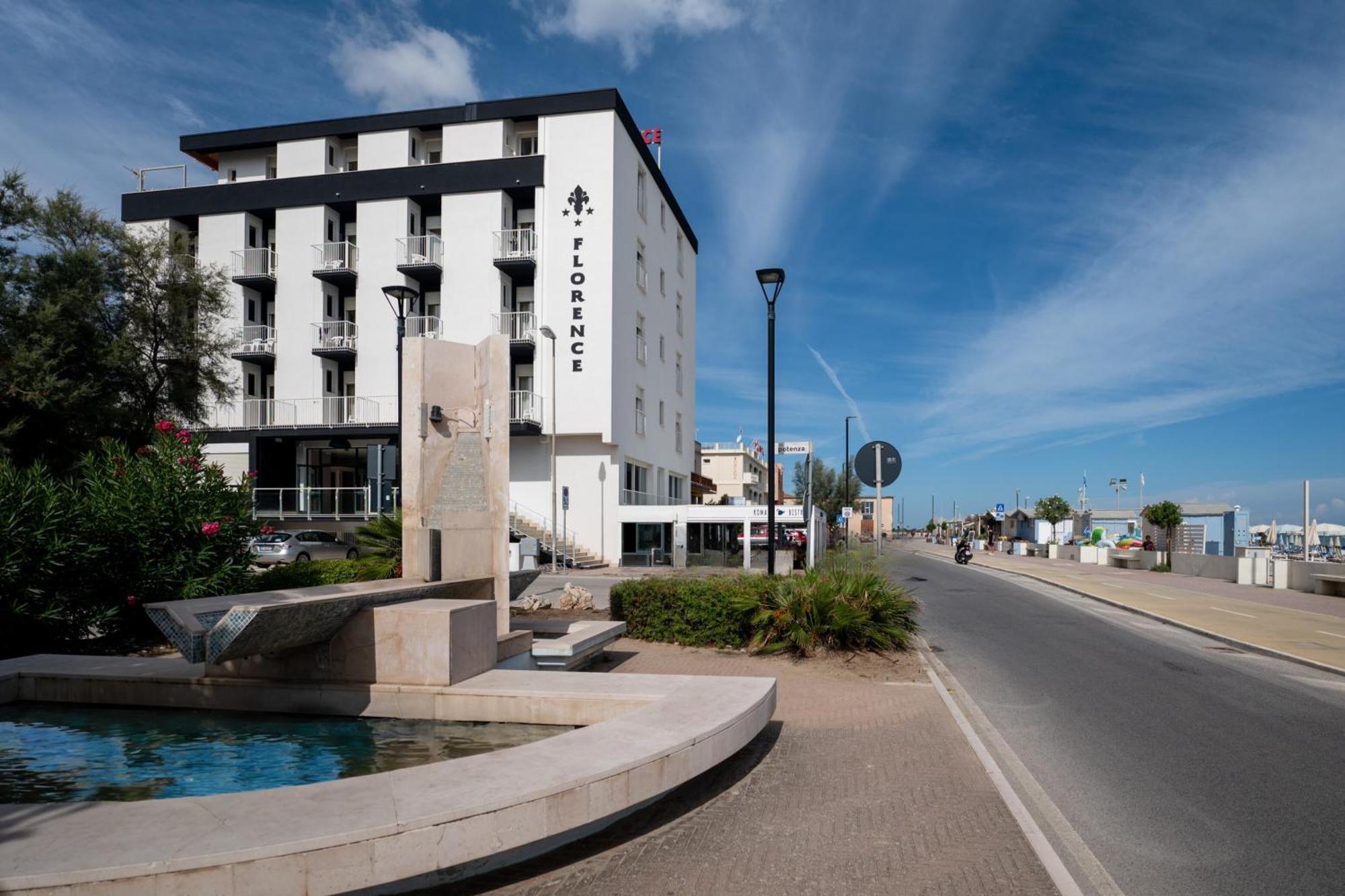 Hotel Florence Marotta Eksteriør billede