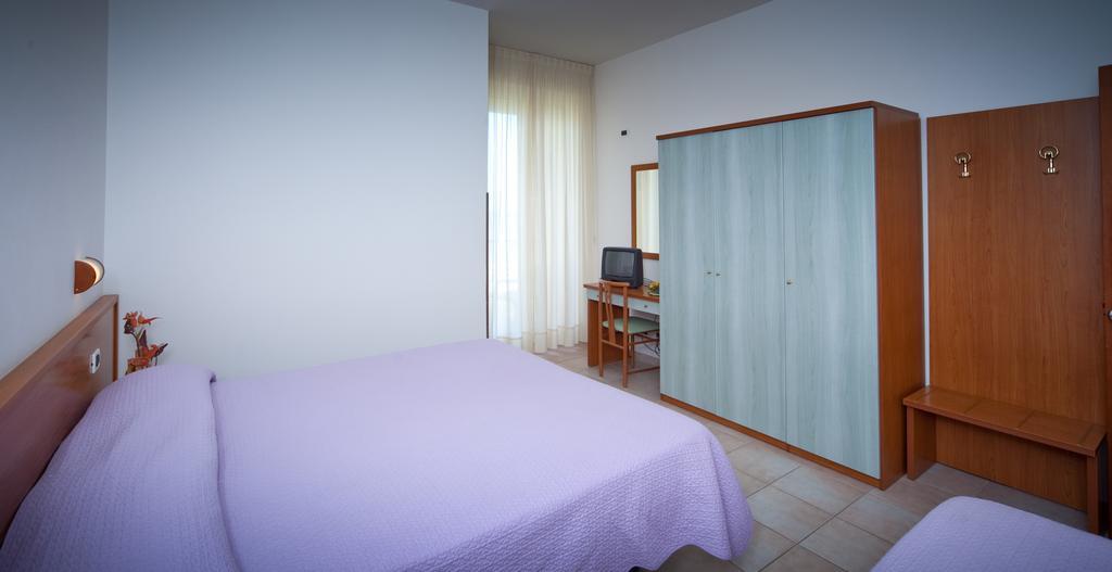 Hotel Florence Marotta Eksteriør billede