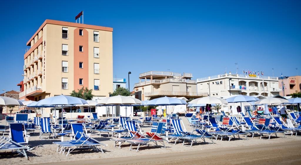 Hotel Florence Marotta Eksteriør billede