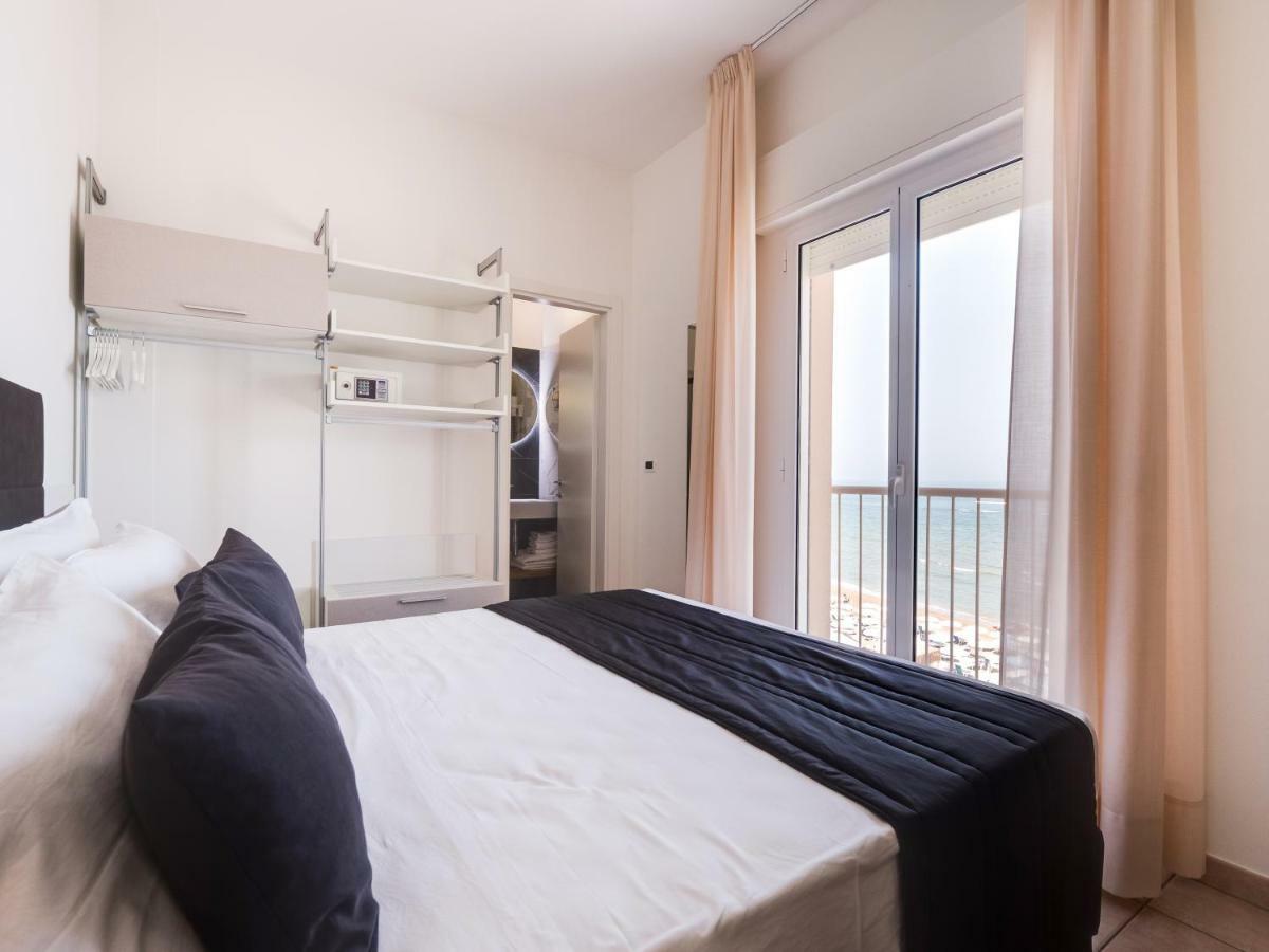 Hotel Florence Marotta Eksteriør billede